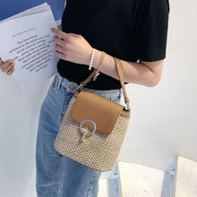 Load image into Gallery viewer, Casual Chains Straw Bucket Bags Women Summer Messenger Bag Rattan Bags Beach Lady Travel Purses and Handbags Shoulder Bag Bolsa
